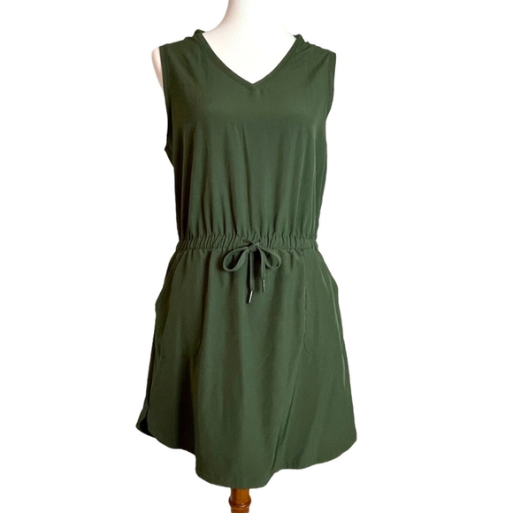 Gaiam Hunter Green Hooded Dress - Picture 2 of 3